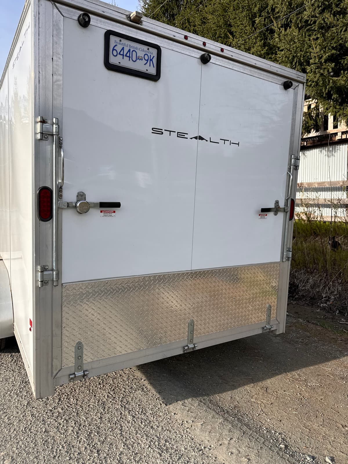 Trailer rear doors